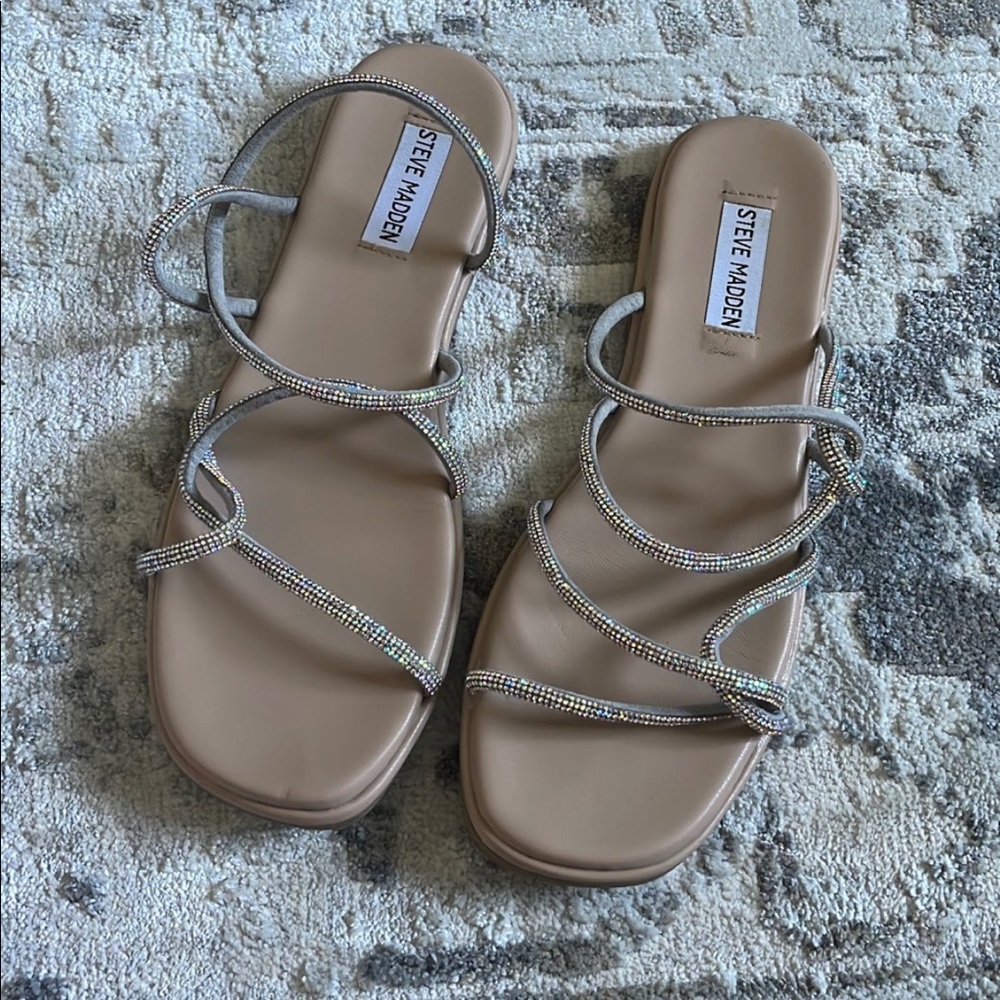Steve Madden sandals - Picture 2 of 2